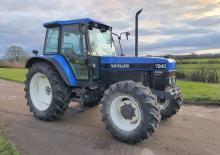 Tractoare 4WD New Holland 7840