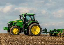 Tractoare 4WD John Deere 7R 230