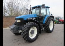 Tractoare 4WD Ford-NH 8160 A Shuttle