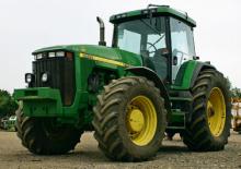 Tractoare 4WD John Deere 8200
