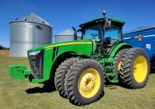 Tractoare 4WD John Deere 8235R
