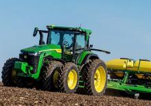 Tractoare 4WD John Deere 8R 230