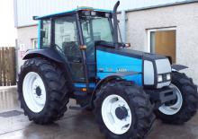 Tractoare 4WD Valtra 900-4