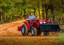 Tractoare 4WD Massey Ferguson MF 1835 E