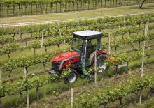 Tractoare 4WD Massey Ferguson MF 3VI.85 