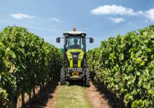 Tractoare 4WD Claas Nexos 220 VL