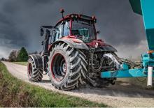 Tractoare 4WD Valtra T214D SmartTouch