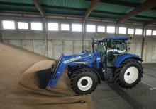 Tractoare 4WD New Holland T7.175 Classic