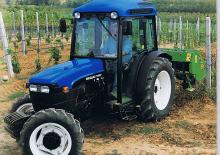 Tractoare 4WD New Holland TN 70 F DT (101/100)
