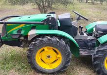 Tractoare 4WD Ferrari Vipar 40 RS