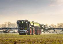 Tractoare 4WD Claas Xerion 4200 Saddle Trac 