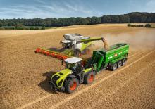 Tractoare 4WD Claas Xerion 5000 Trac