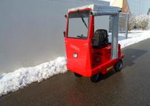Tractoare automatizate PEFRA 712/4