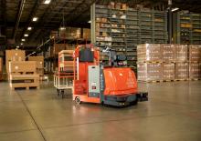 Tractoare automatizate Toyota 8TB50A