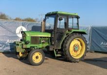 Tractoare cu roți mari pe spate John Deere 1020