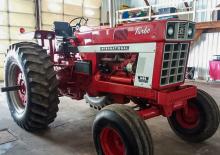Tractoare cu roți mari pe spate International Harvester 1466
