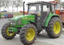 Tractoare cu roți mari pe spate John Deere 3200 Std