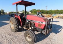 Tractoare cu roți mari pe spate Case IH 3220