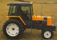 Tractoare cu roți mari pe spate Renault 61-12 RS