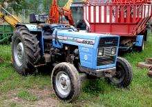 Tractoare cu roți mari pe spate Landini 6830