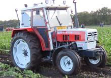 Tractoare cu roți mari pe spate Steyr 8065 S