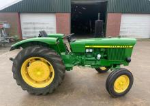 Tractoare cu roți mari pe spate John Deere 920