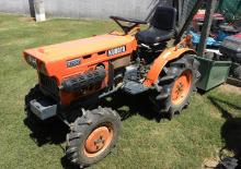 Tractoare cu roți mari pe spate Kubota B 7001E