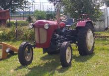 Tractoare cu roți mari pe spate Ursus C-325