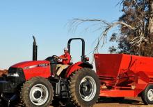 Tractoare cu roți mari pe spate Case IH Farmall 120A