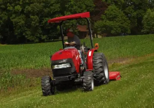 Tractoare cu roți mari pe spate Case IH Farmall Compact 40A