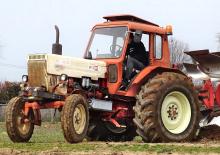 Tractoare cu roți mari pe spate Belarus MTZ-80