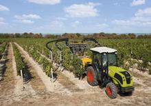 Tractoare cu roți mari pe spate Claas Nexos 230 VE
