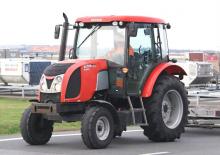 Tractoare cu roți mari pe spate Zetor Proxima 8421.1