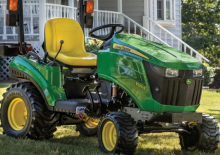Tractoare municipale John Deere 1023E