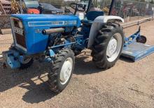 Tractoare municipale Ford-NH 1700