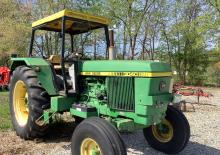 Tractoare municipale John Deere 3040