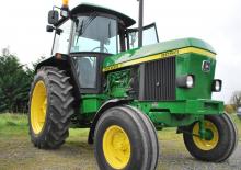 Tractoare municipale John Deere 3050