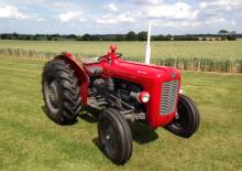 Tractoare municipale Massey Ferguson 35