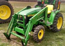 Tractoare municipale John Deere 4200 HST