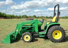 Tractoare municipale John Deere 4310