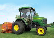 Tractoare municipale John Deere 4520