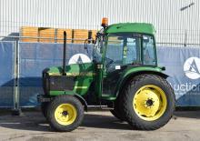 Tractoare municipale John Deere 4600