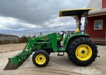 Tractoare municipale John Deere 4700