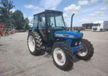 Tractoare municipale Ford-NH 4830
