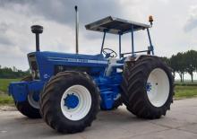 Tractoare municipale Ford-NH 6600
