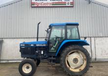 Tractoare municipale Ford-NH 6640