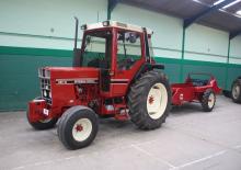 Tractoare cu roți mari pe spate International Harvester 885