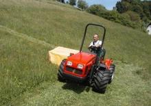 Tractoare municipale AGT AGT 830 T