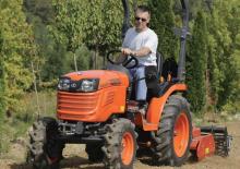 Tractoare municipale Kubota B 2420