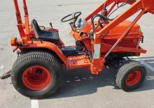 Tractoare municipale Kubota B1750